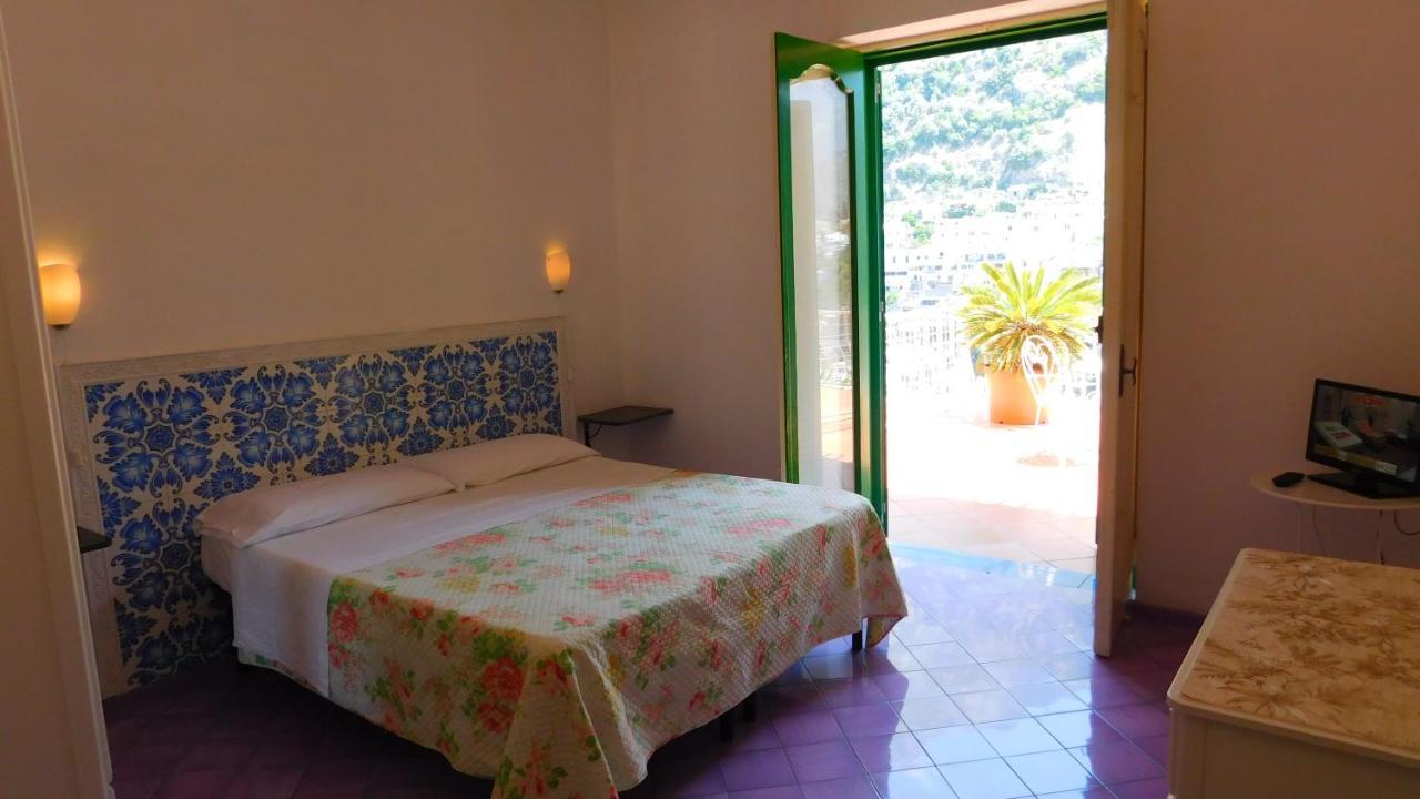 Villaverde Positano Luaran gambar